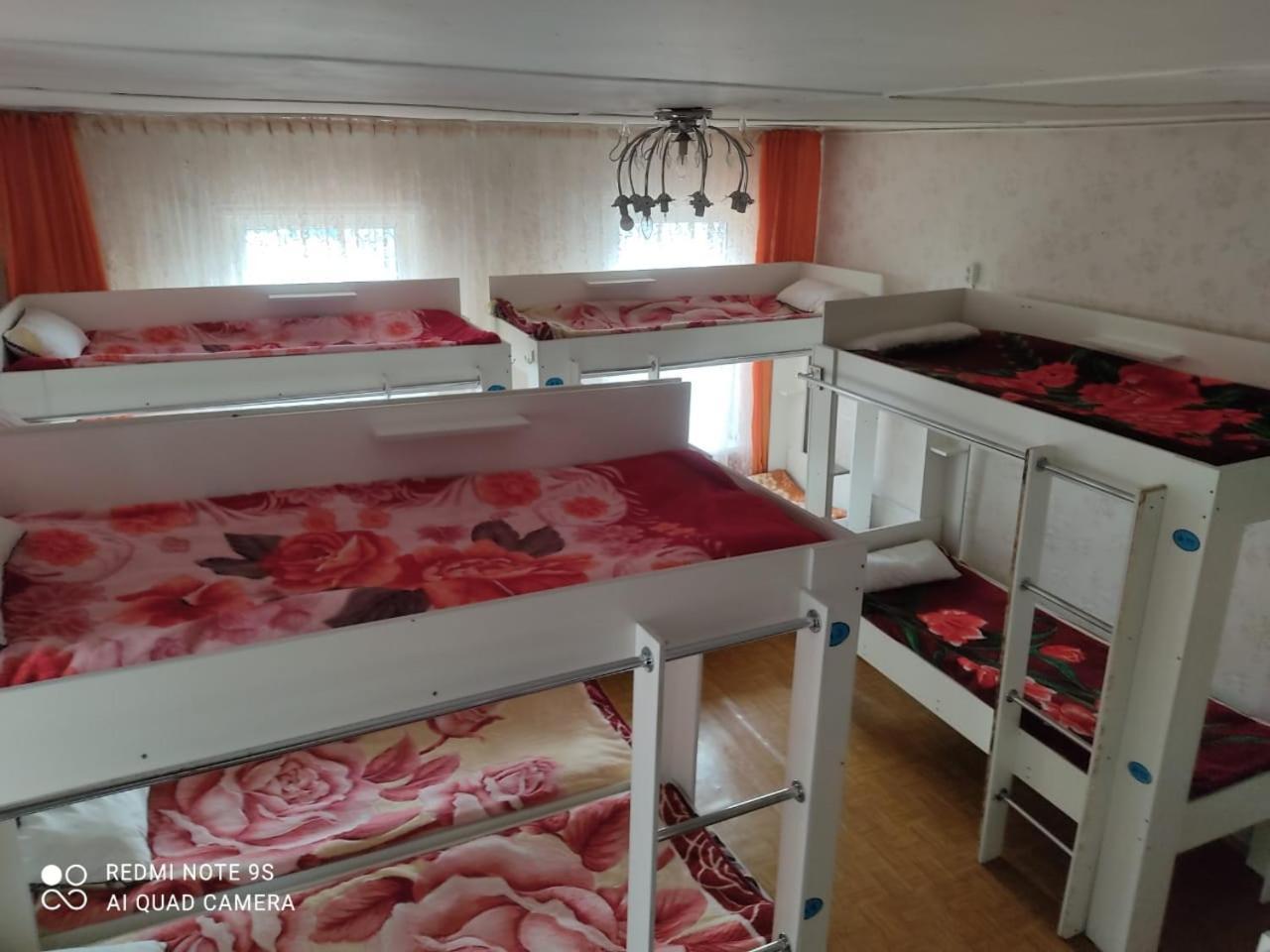 Hostel "Ormanova" Alma-Ata Buitenkant foto