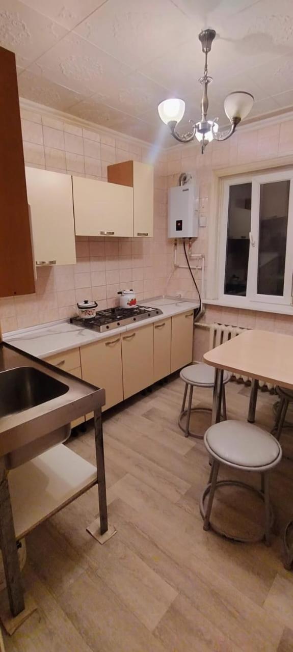Hostel "Ormanova" Alma-Ata Buitenkant foto