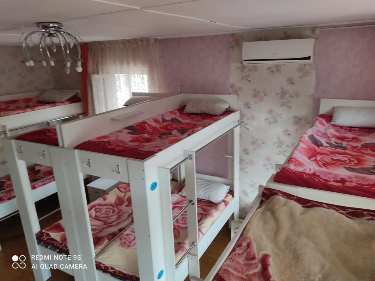 Hostel "Ormanova" Alma-Ata Buitenkant foto